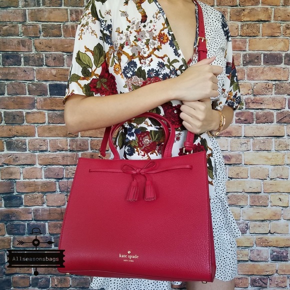 kate spade Handbags - Kate spade hayes Street Large isobel Rosso satchel